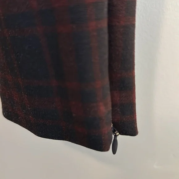 Talbots Pull-on Plaid Stretch Ankle Pants Burgundy/Navy Size XL Petite - Picture 3 of 5